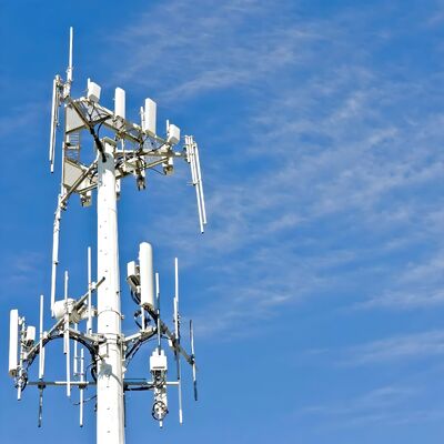 32M Modular Design Monopole Tower For Urban Dense Area 5G Coverage