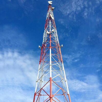 42m 53m 65m 72Meter การเชื่อมต่อหน้าแปลน 3 Tube Telecom Tower สำหรับทางเข้าสถานี