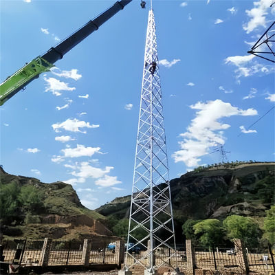 40 เมตร โทรคมนาคม Tower ผู้ผลิต แพลตฟอร์มการทํางาน Antenna Radio 3 Legged Angle Steel Tower