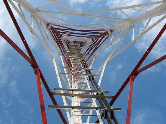 สามขาฟรียืน Lattice Tower มุม 60 องศา สแตนเลส โทรคมนาคม สแตนเลส Tower