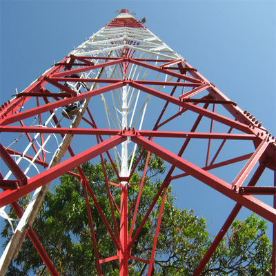 4 ขา Lattice กระปุกมุม สแตนเลส Tower 50M เซลล์โทรคมนาคม Mast มุม