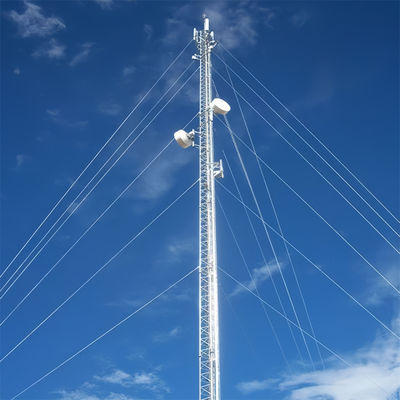 Gsm Outdoor Antenna Tower Telecom Steel Guyed Pole Tower 30m ตราสามเหลี่ยมสามเหลี่ยม ม้า