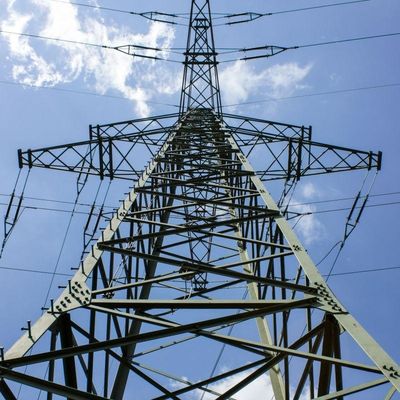 มุมเหล็ก โต๊ะไฟฟ้าความดันสูง ความเร็วลม 30-180 Km/H 132kv โต๊ะส่งไฟฟ้า