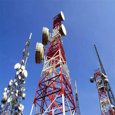 30m ตัวเองสนับสนุน Lattice Tower สําหรับการสื่อสาร GSM Tower ผลิตจากเหล็กมุม