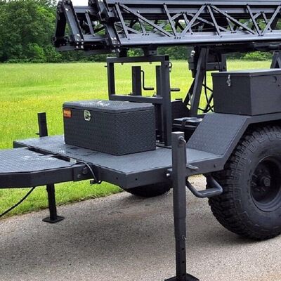 หัวหิน 15-30M สแตนเลส กระบะรถบรรทุกติดตั้งแอนเทนน์สื่อสาร 40M / S กันลม