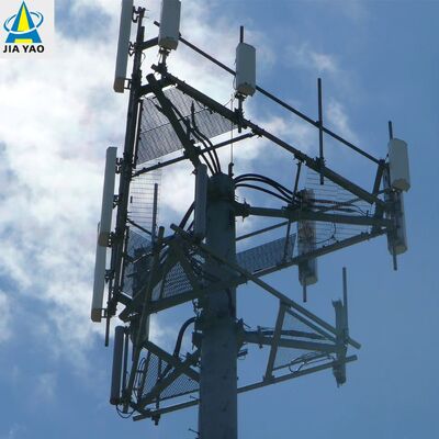 16 24 32M Monopole Communication Steel Tower ทนลมสำหรับสถานีฐานในเมือง 5G