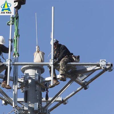 27M Monopole Modular Telecom Tower ความต้านทานลมสูงได้รับการออกแบบพื้นที่หนาแน่นในเมืองครอบคลุม 5G โครงสร้างเหล็กชุบสังกะสีแบบจุ่มร้อน