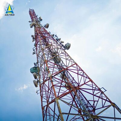 การส่งสัญญาณ 4-Leg Angular Steel Communications Radio Mobile Cell Tower สำหรับโทรคมนาคม